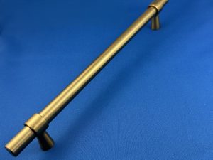 FERRIS HANDLE – BRUSHED BRASS